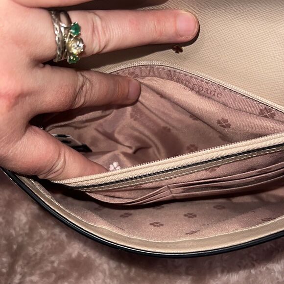 Kate spade new york Spencer Leather Chain Wallet EUC - Picture 8 of 9